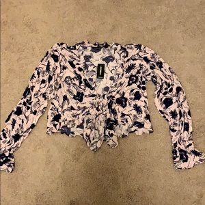 Brand new long sleeved crop top